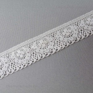 lace-2019-0623-1038-003