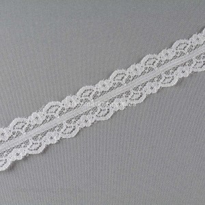 lace-2019-0623-1205-003