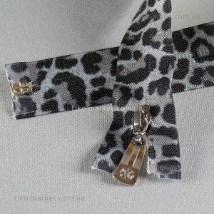 zipper-02455-001